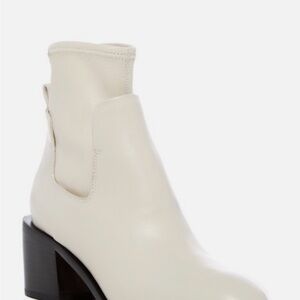 Pour La Victoire Off-White Ankle Booties